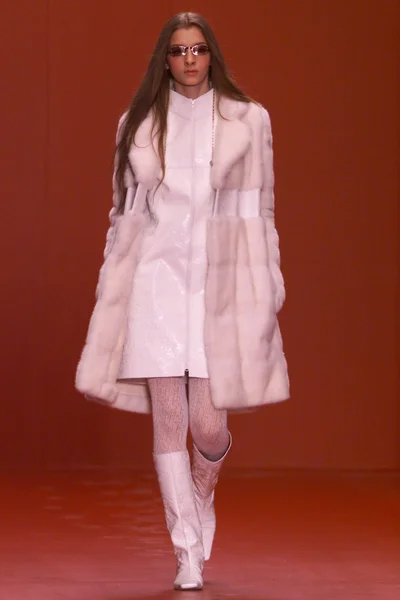 Look 14
